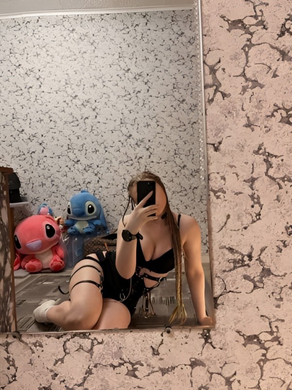 Дарья привлекательная девушка из Солнечногорска цена от 3000 руб