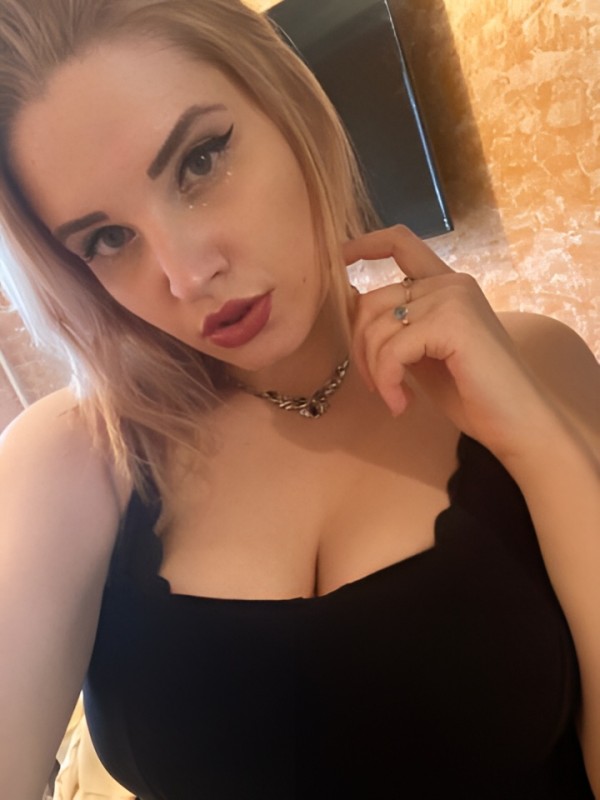 Роксана привлекательная девушка из Солнечногорска цена от 1500 руб