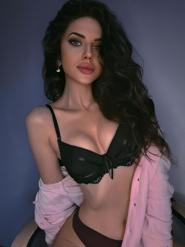 Варвара привлекательная девушка из Солнечногорска цена от 2500 руб