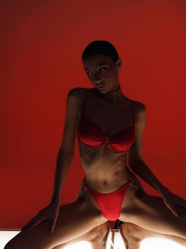 Милена привлекательная девушка из Солнечногорска цена от 6000 руб